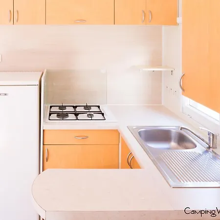 キャンピング バレンシア エル サレール 2*